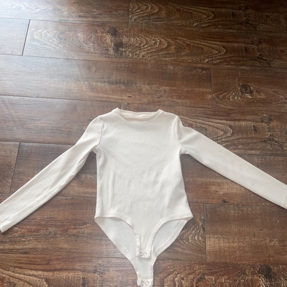 Girls Basic Ribbed Body Suit - Picture 2 of 4